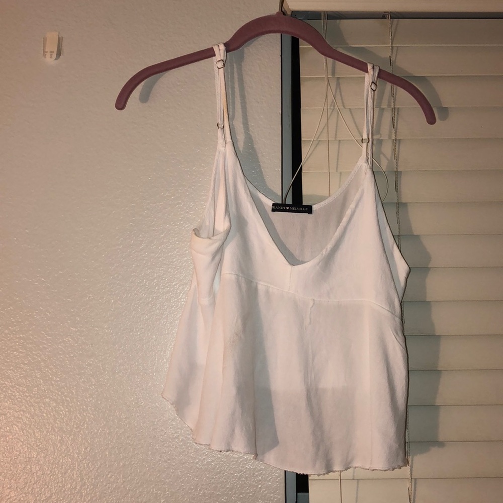 White v neck spaghetti strap flowy shirt